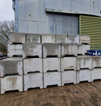 Concrete_block_weight_hire.jpg